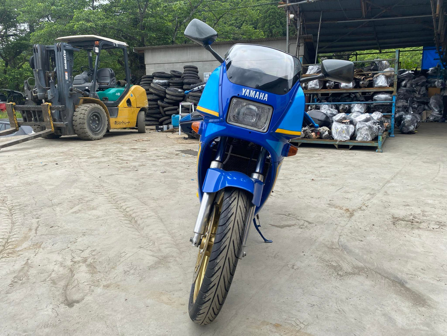 Yamaha TZR250 1KT