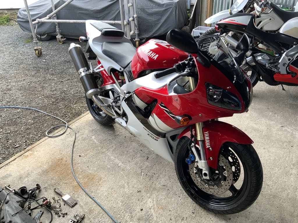1999 Yamaha R1