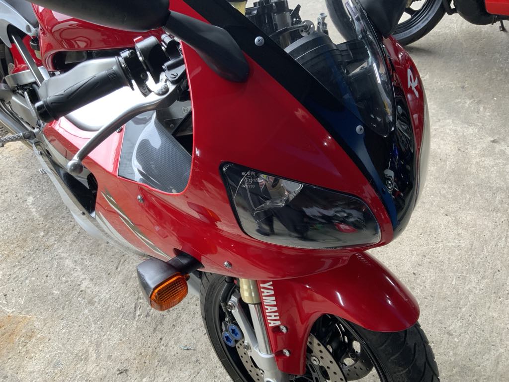 1999 Yamaha R1