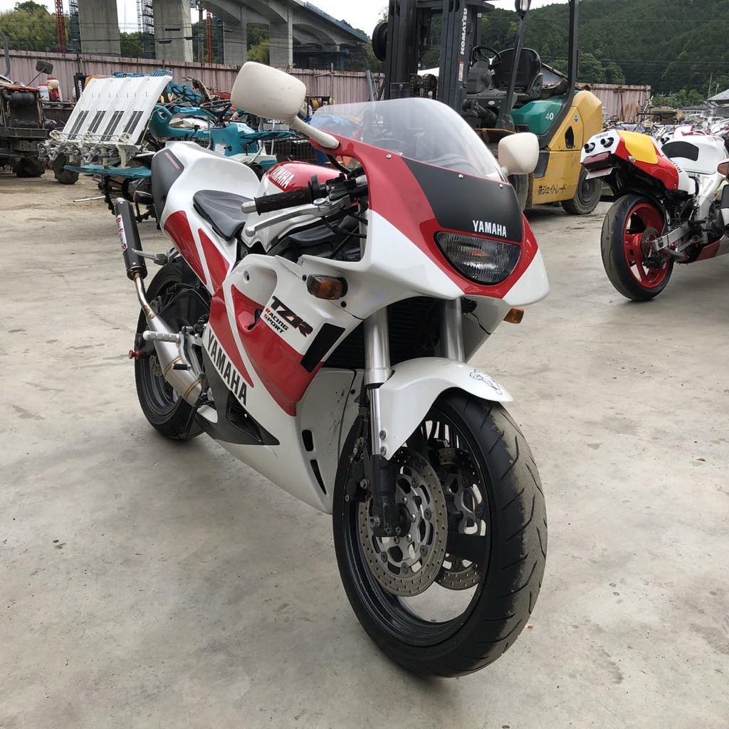 Yamaha TZR250 3XV – MOTO CJ