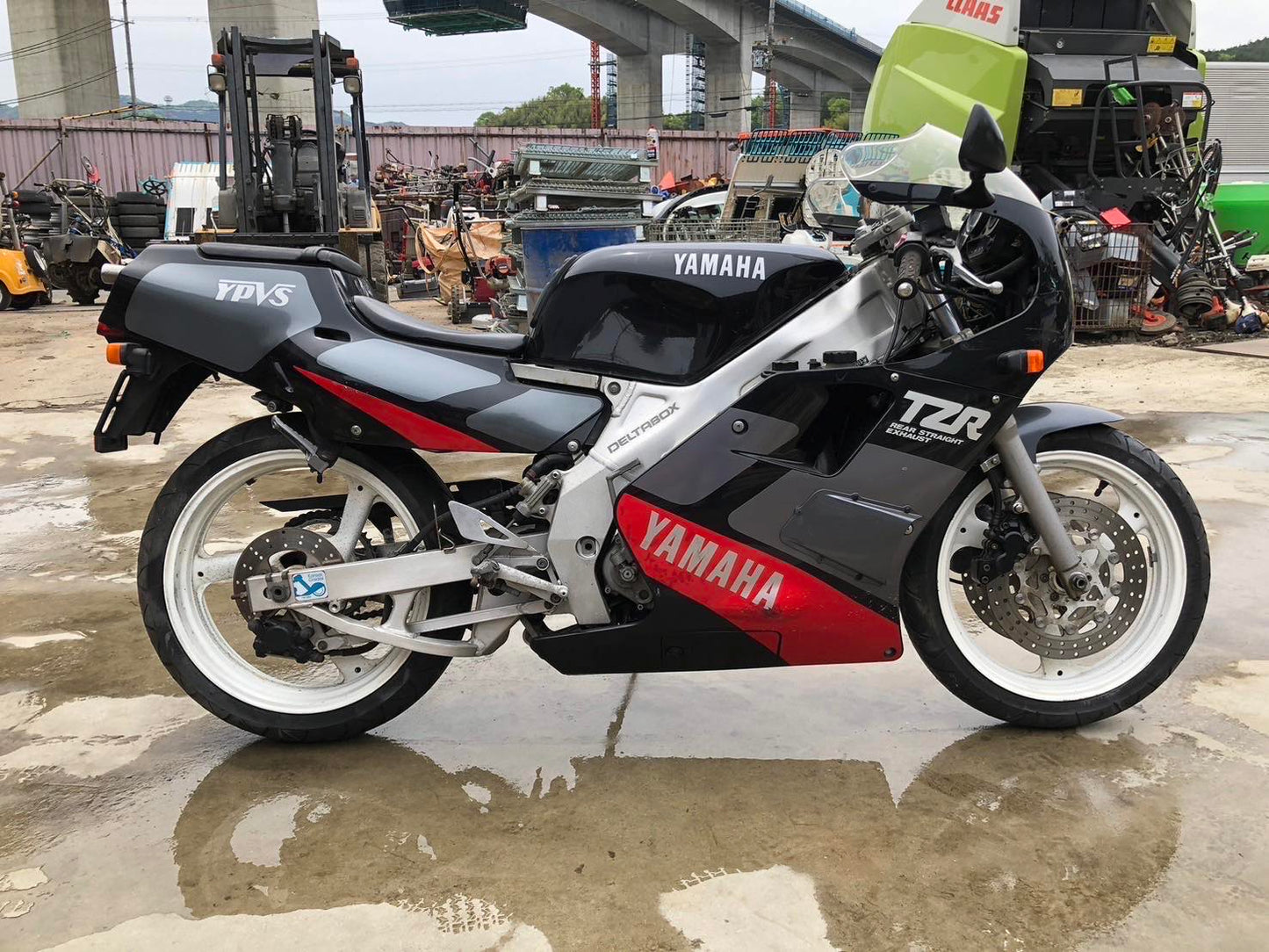Yamaha TZR250 3MA