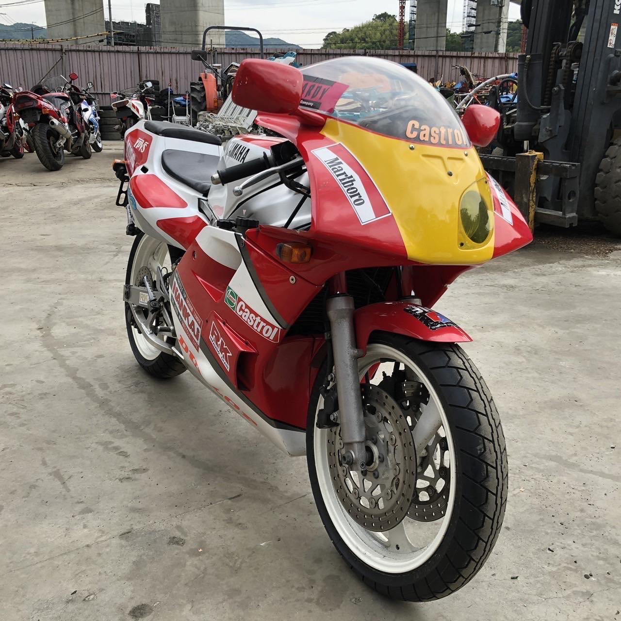 Yamaha TZR250 Special