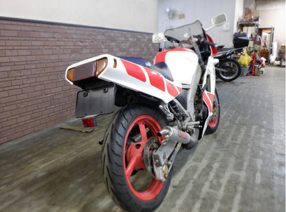 Yamaha TZR250