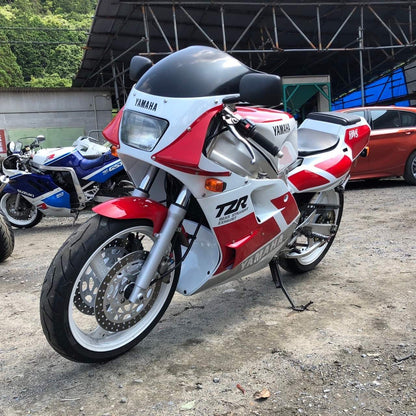 Yamaha TZR250