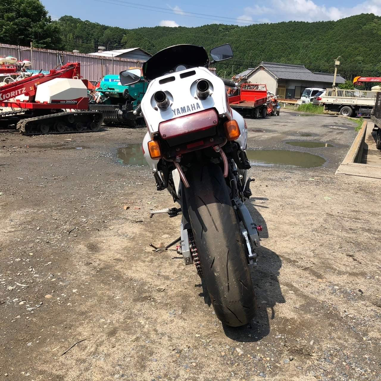 Yamaha TZR250