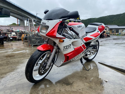 Yamaha TZR250 3MA